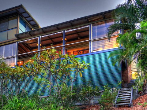 Belle Vue Beach House By Discover Stradbroke - New Castle Holiday 22