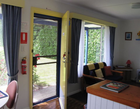 King Island Accommodation Cottages - New Castle Holiday 32