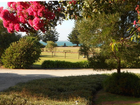 King Island Accommodation Cottages - New Castle Holiday 1