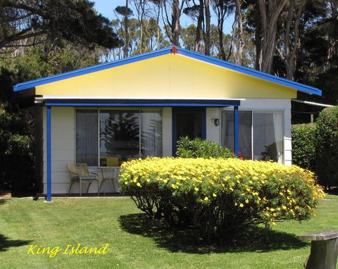 King Island Accommodation Cottages - New Castle Holiday 4