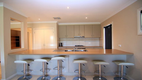 'The Anchorage By The Lake' - New Castle Holiday 2