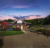 'The Coach House' At Lochiel - New Castle Holiday