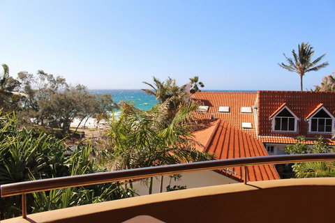 1/9 Marine Parade, Wategos Beach - Beachbound - New Castle Holiday 0