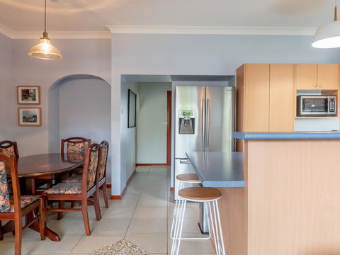10 Bellgrove Street - Sawtell, NSW - New Castle Holiday 3
