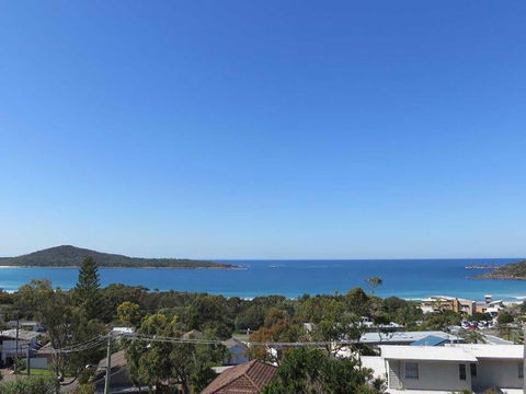 10 Garuwa Street - Fabulous Fingal - New Castle Holiday 0
