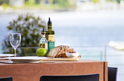 103 Noosa Parade - New Castle Holiday 2