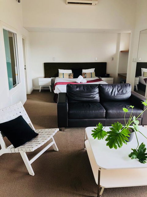 107 Apartments Margaret River - New Castle Holiday 3