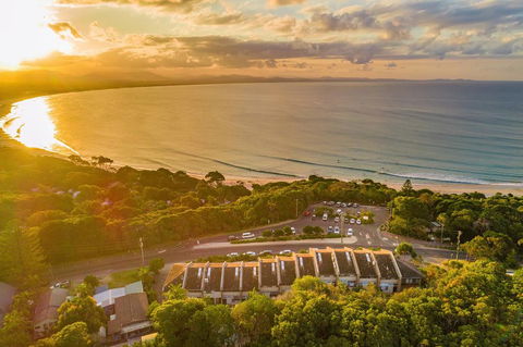 11 James Cook Apartment - New Castle Holiday 1