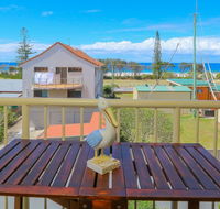 12 Kingsway Ocean View - New Castle Holiday