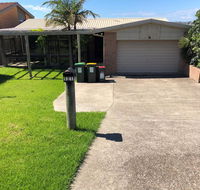 121 Montague Avenue Kianga - New Castle Holiday