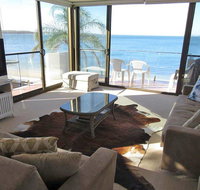 13 'Harbourside' 3-7 Soldiers Point Road - fantastic waterfront unit - New Castle Holiday