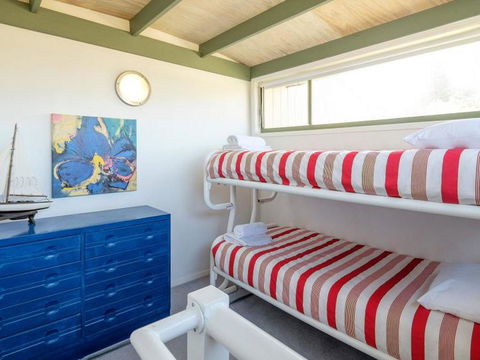 13 Pt Lookout Beach Resort - New Castle Holiday 2