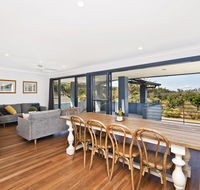 143 Matthew Flinders Drive Port Macquarie - New Castle Holiday