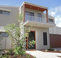 15 Wave Crescent Mount Coolum - Pet Friendly WIFI Foxtel Linen Included - New Castle Holiday
