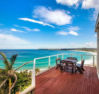 164 Mitchell Pde - Spectacular Views - New Castle Holiday
