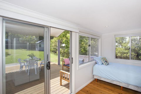 17A Crescent St ULLADULLA - New Castle Holiday 2