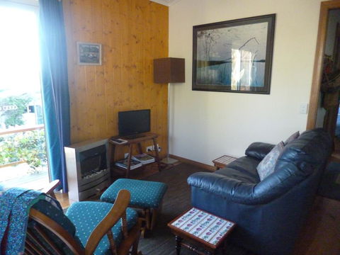 19 Blue - New Castle Holiday 3
