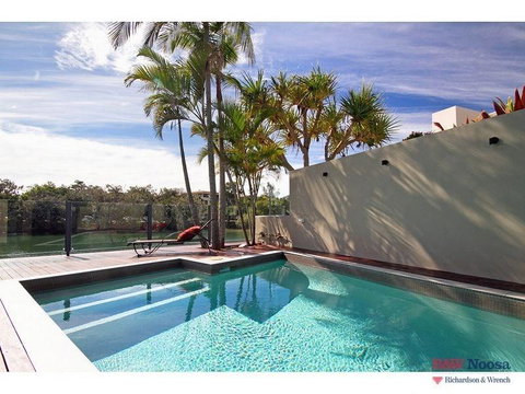 19 Witta Circle - New Castle Holiday 0