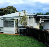 2 bedroom cottage - New Castle Holiday