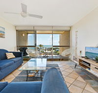 2 Bedroom Top Floor Unit - Ocean Views and Pool - New Castle Holiday