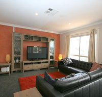 2/17 Jillamatong Street - New Castle Holiday