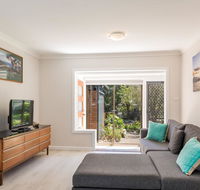 235 Mitchell Parade Mollymook - New Castle Holiday