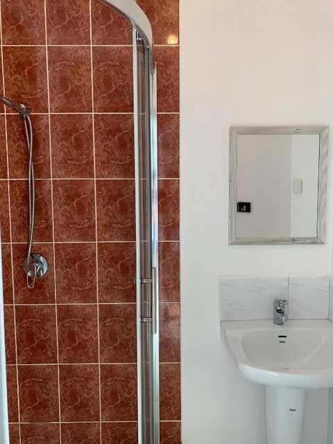 Beaconsfield Lodge Motel - New Castle Holiday 3