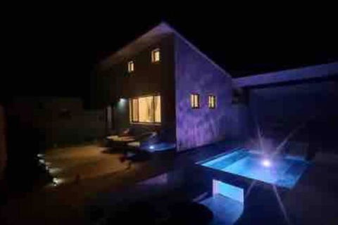 Boutique Villa - Private Plunge Pool - New Castle Holiday 1