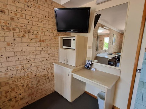 Cardiff Motor Inn - New Castle Holiday 4