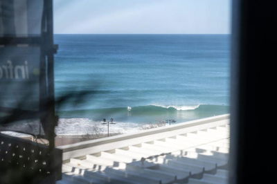 Coastal Chic - Modern Retreat Newcastle Beach
