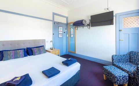 Commonwealth Hotel - New Castle Holiday 4