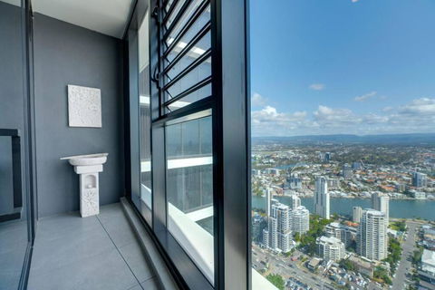 D-Ocean Retreat Modern 3-Bedroom Apartment - New Castle Holiday 2