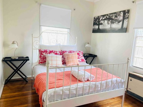 D122 Lovely London Home - New Castle Holiday 3