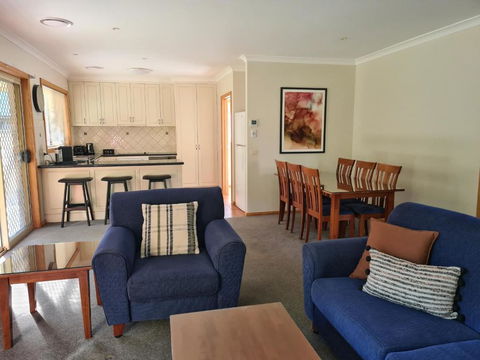 DELANY VILLAS BRIGHT - Spa Luxury On Delany Avenue - New Castle Holiday 0