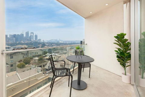 DH707 - 1 Bedroom Unit Victoria St - Darlinghurst - New Castle Holiday 0