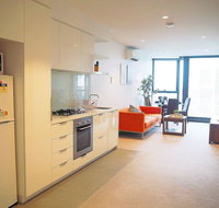 2Bed 1Bath Cozy Apartment in CBD - New Castle Holiday