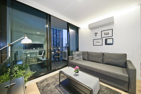 2BR LightHouse Suites In Melbourne CBD - New Castle Holiday 0