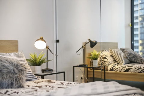 2BR LightHouse Suites In Melbourne CBD - New Castle Holiday 2