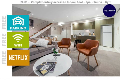 3 BDR Stylish City Retreat // Close To All And Everything In Canberra - New Castle Holiday 0