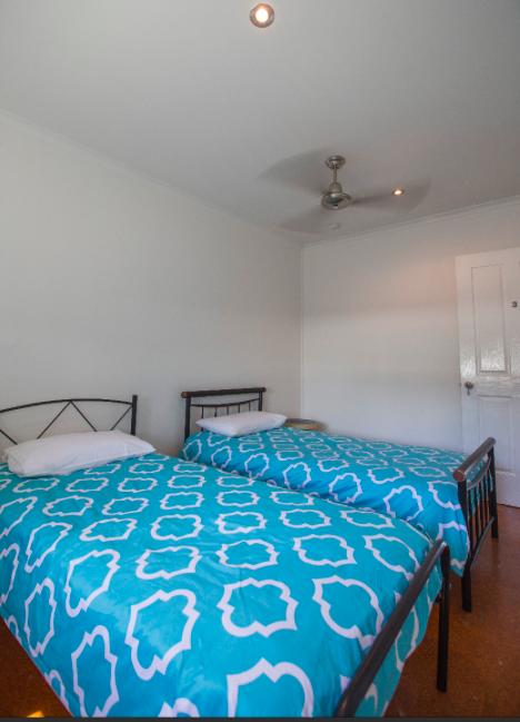 3 Bedroom Apartment // Spence St - New Castle Holiday 3