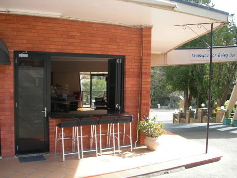 3 Sisters Motel - New Castle Holiday 1