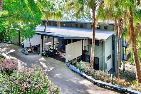 3 The Panorama Hamilton Island 2 Bedroom 2 Bathroom Ocean View Modern Apartment - New Castle Holiday 3