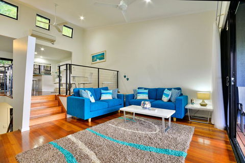3 The Panorama Hamilton Island 2 Bedroom 2 Bathroom Ocean View Modern Apartment - New Castle Holiday 2