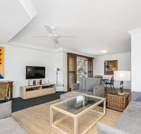 3/54 Lawson St - The Palms 3 - New Castle Holiday