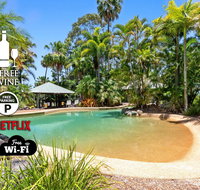 3BR Beach Escape AC Pool Tennis Wine Coffee Netflix - New Castle Holiday