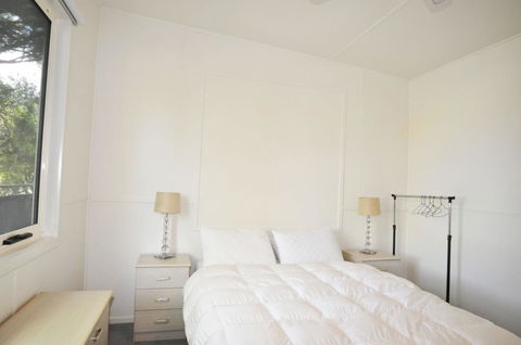 45 HALFORD - PET FRIENDLY - New Castle Holiday 3