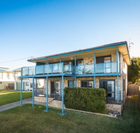 45 Hillside Cres Beach House - New Castle Holiday