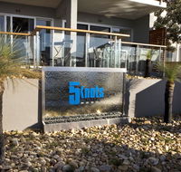 5 Knots Metung - New Castle Holiday