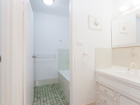 54 'Bay Parklands', 2 Gowrie Avenue - Air Con, Pool, Tennis Court,child Friendly - New Castle Holiday 1