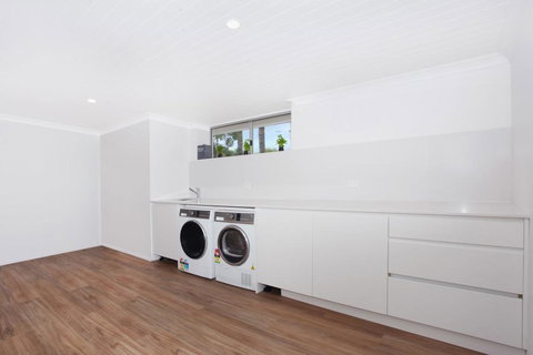 6 Banksia Crescent Marcoola - NEW LISTING - New Castle Holiday 0